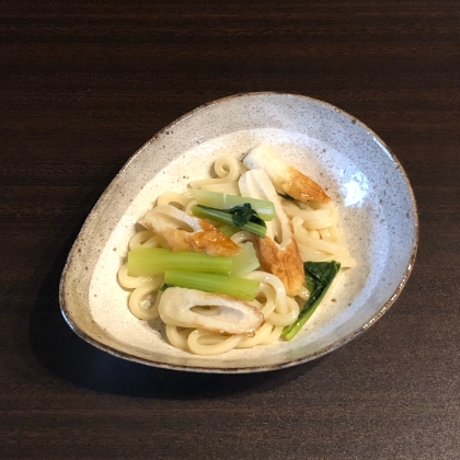 白だしde小松菜とちくわの焼きうどん☆