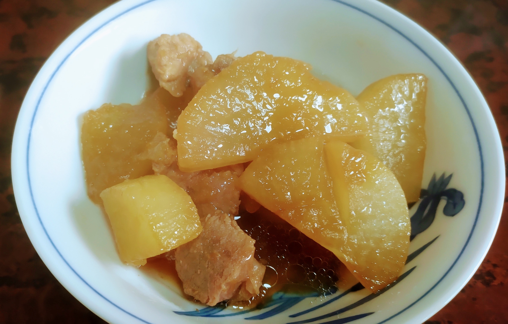 大根と豚肉の煮物