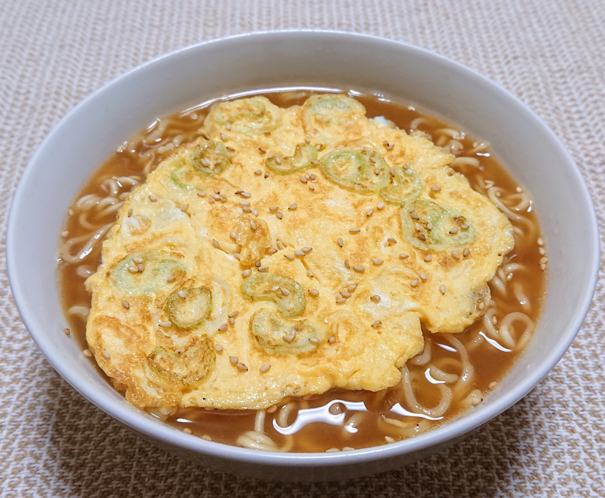 インスタントで☆ネギ玉子焼き味噌ラーメン