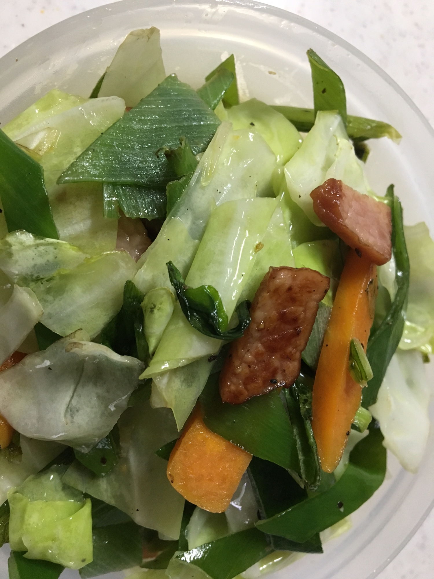 手軽にたっぷり野菜を！野菜炒め