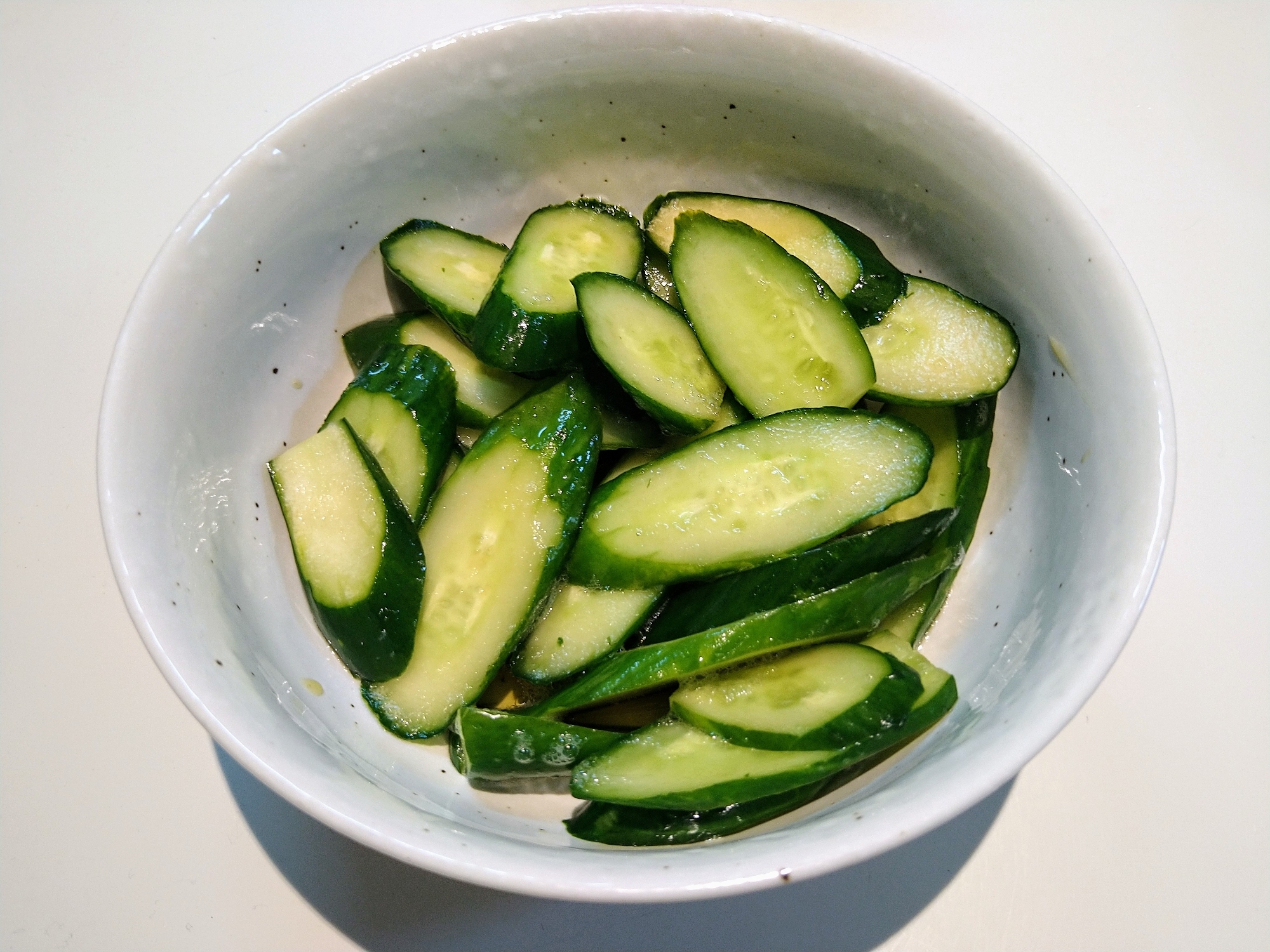 麺つゆで簡単 きゅうりの浅漬け レシピ 作り方 By Yama 楽天レシピ