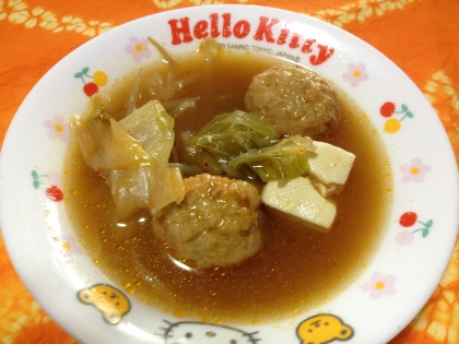 肉団子と豆腐のキムチスープ