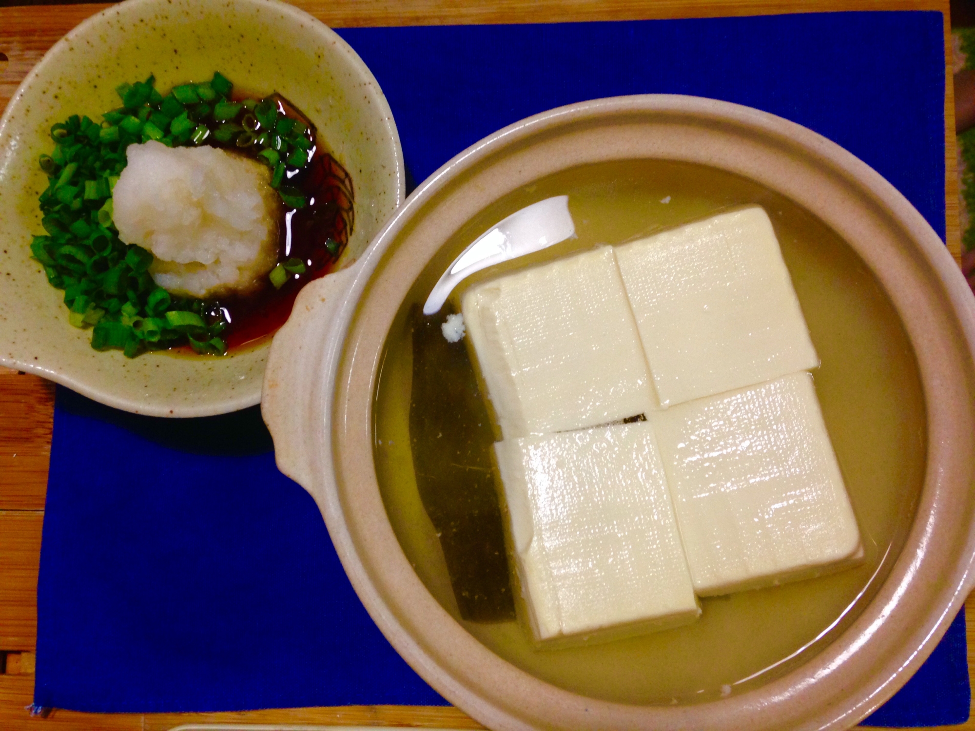 寒い日には熱々の湯豆腐！おろしネギポンダレ★