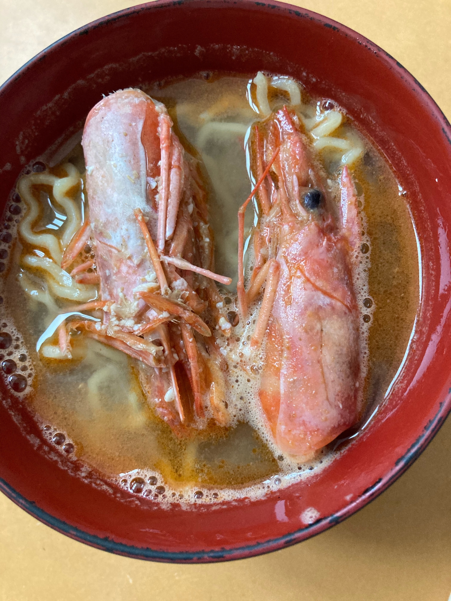 海老味噌汁のラーメン