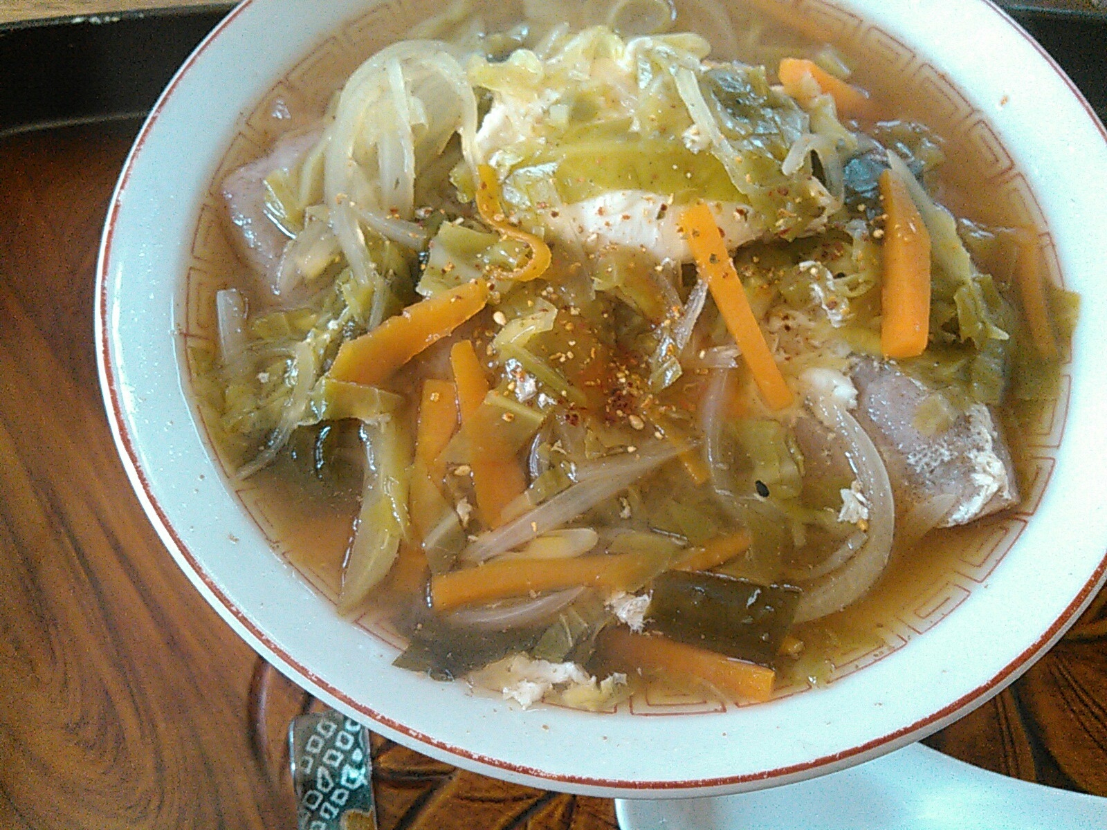 千切り野菜たっぷりラーメン