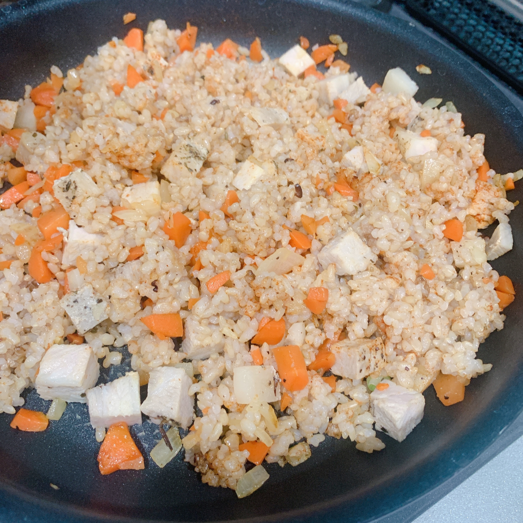 残りもの活用術 余った肉料理で簡単ピラフ レシピ 作り方 By おぴぴのすけ 楽天レシピ
