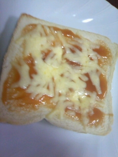ピーナツバター＆チーズ☆食パン