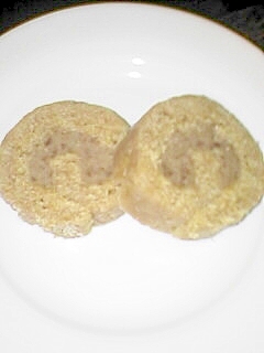 卵牛乳無し 甘栗クリーム入り ロールケーキ レシピ 作り方 By Mak7 楽天レシピ