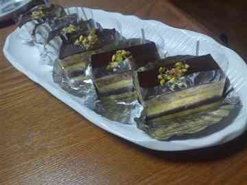 バレンタインに★ピスタチオのオペラ