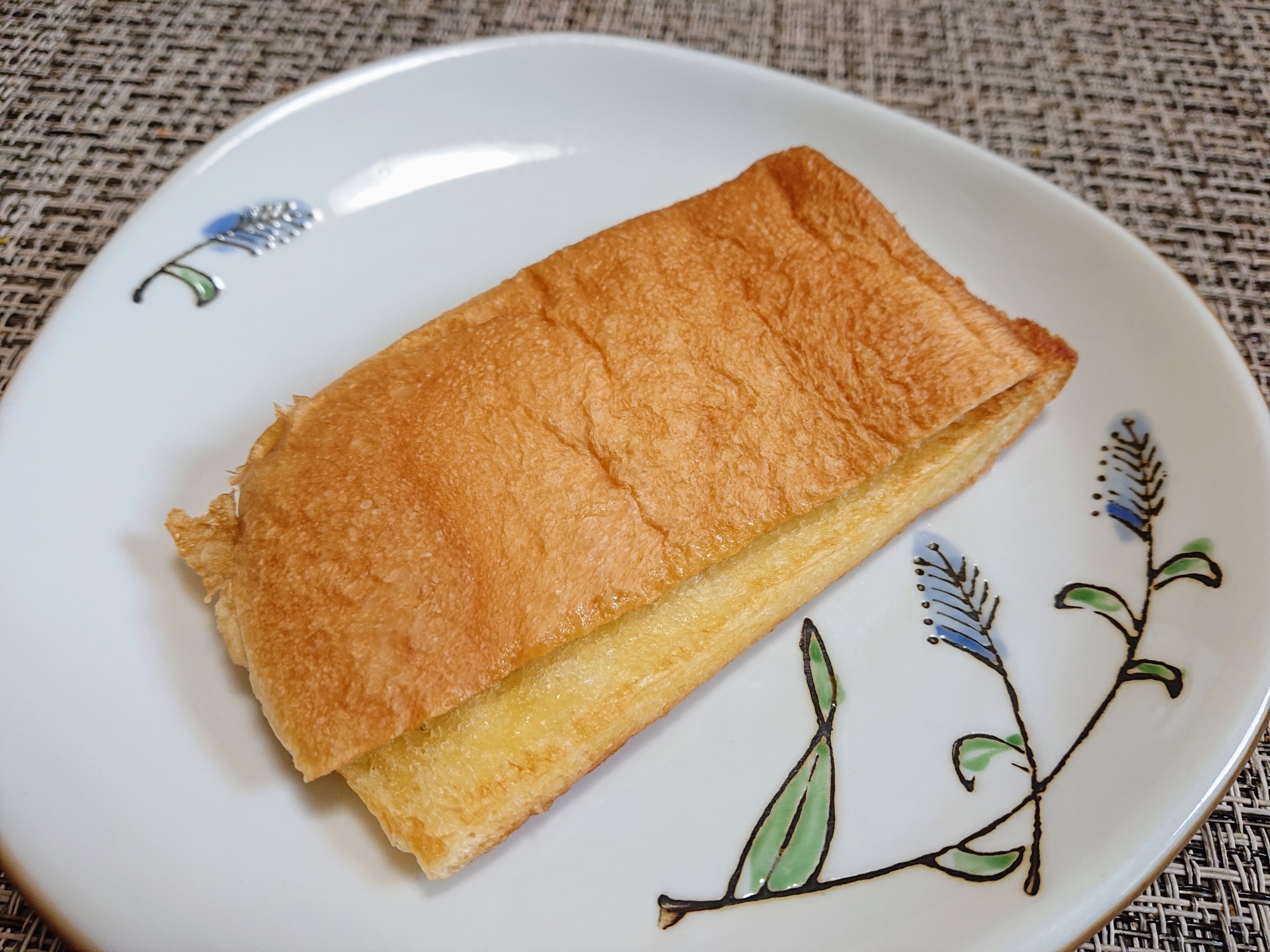 じゅわっと美味しい☆食パンの端っこバターサンド レシピ・作り方 by うさ山 - 楽天レシピ
