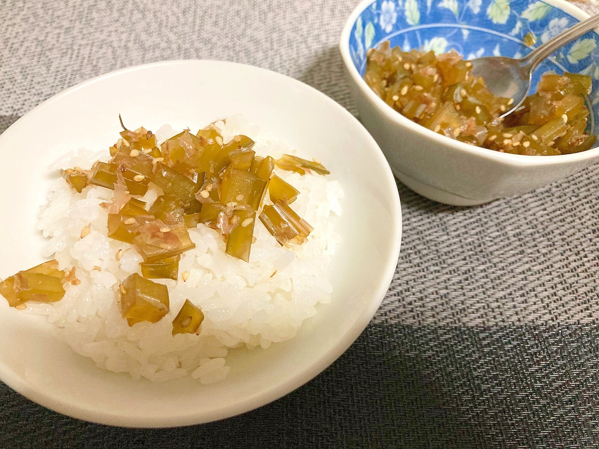 ごはんのお供に 茎わかめの佃煮 レシピ・作り方 by いちねこ｜楽天レシピ