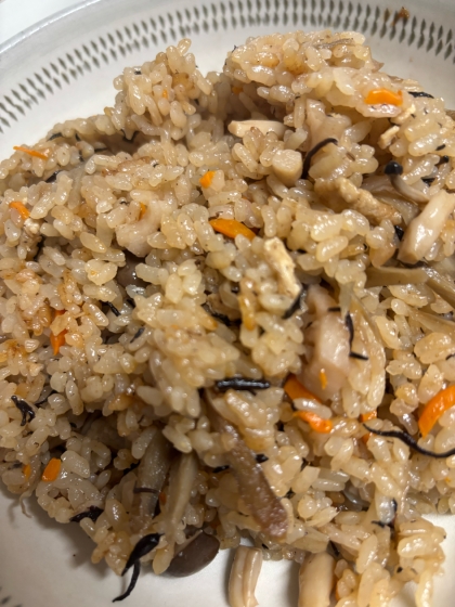 ♡簡単美味♪ひじきの炊き込みご飯【ひじきご飯】♡