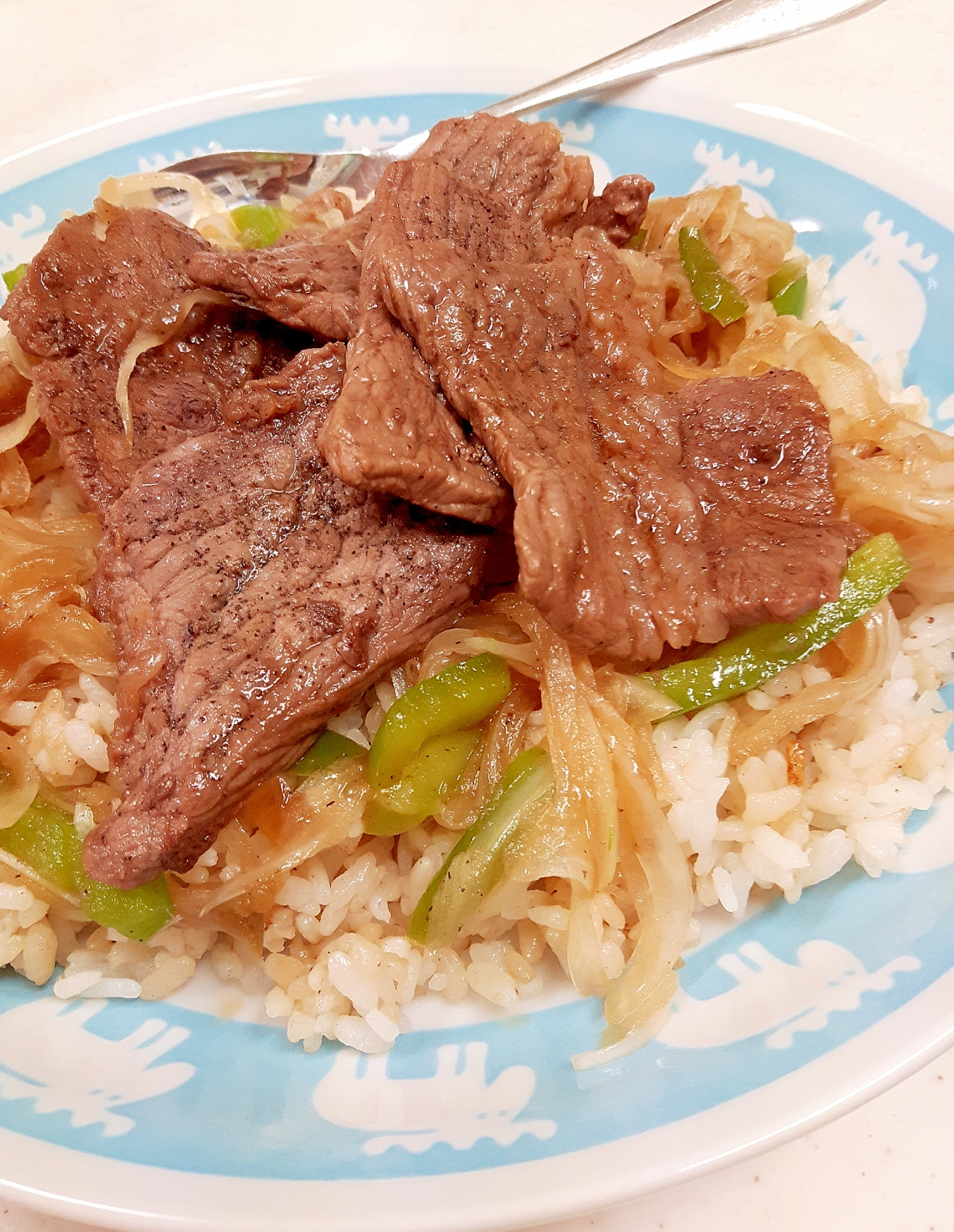 簡単・ガッツリ(^^)息子が喜ぶ牛焼き肉の炒飯♪