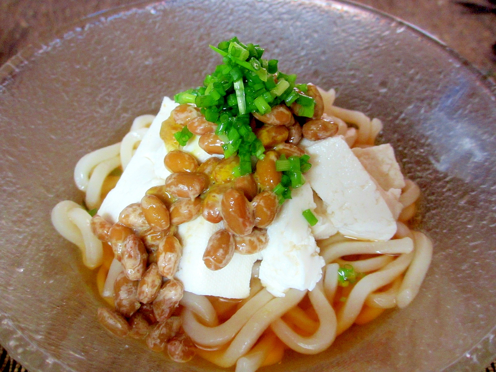 納豆と豆腐の冷やしうどん