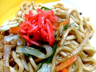 中濃ソースで焼きうどん