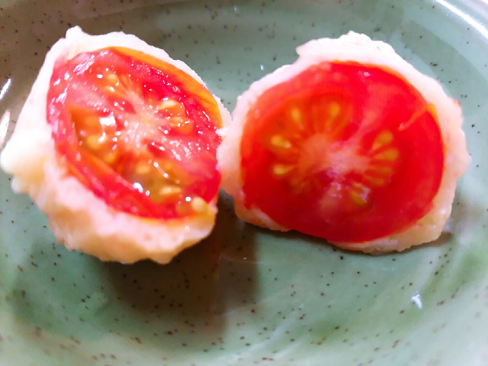 プチトマトの天ぷら