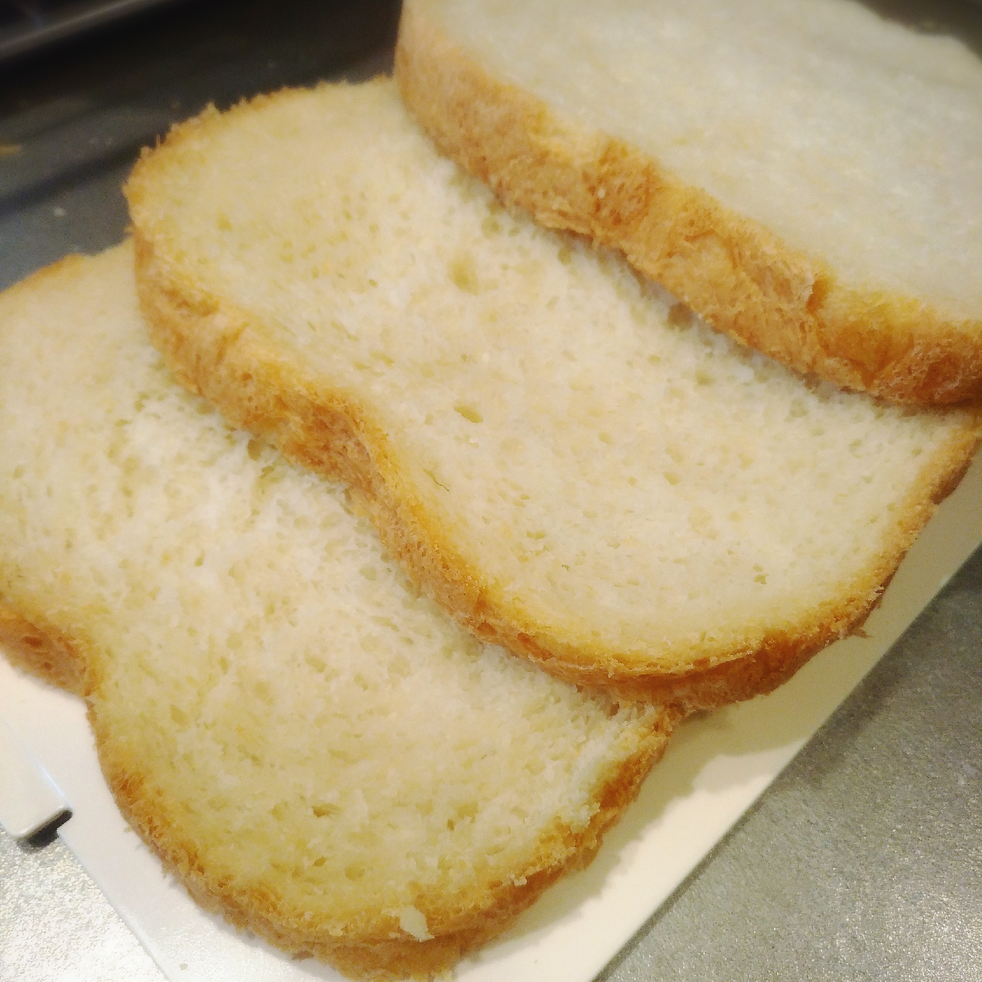 ちょっぴり減塩★ホームベーカリーで焼く食パン