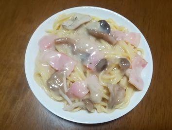 ベーコンときのこの和風クリームパスタ