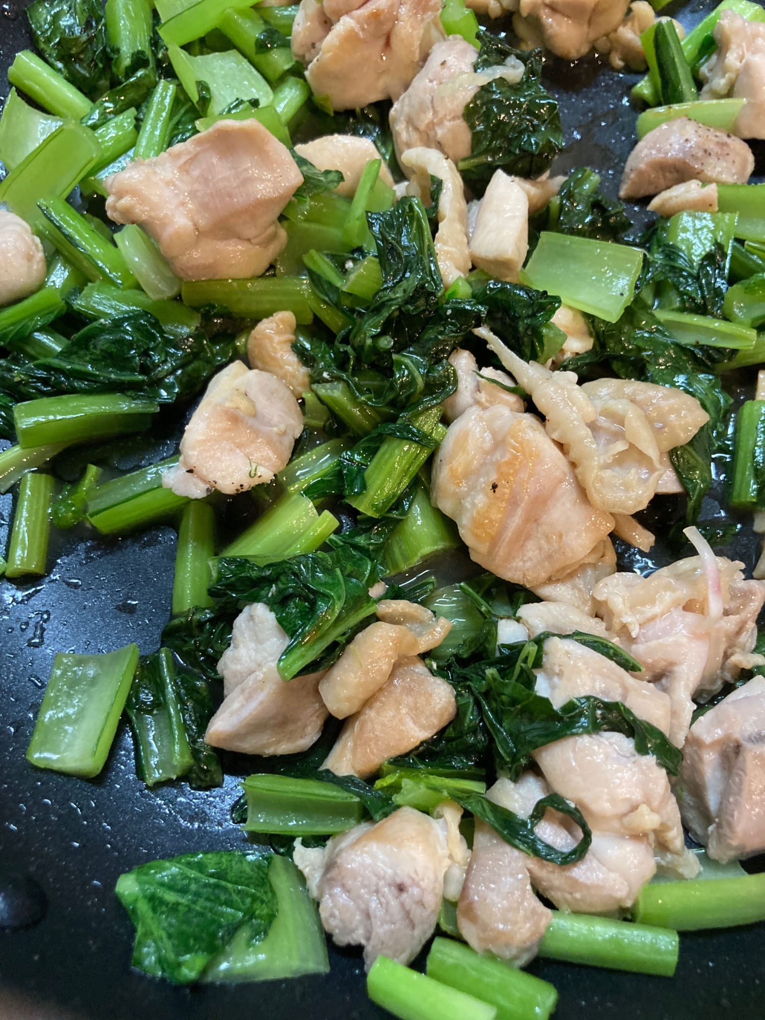 鶏モモの小松菜のコンソメ炒め レシピ 作り方 By 管理栄養士 時短 Mi 楽天レシピ 鶏モモの小松菜のコンソメ炒め レシピ 作り方 By 管理栄養士 時短 Mi 楽天レシピ