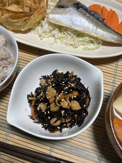 ひよこ豆がホクホク＊ひじき煮