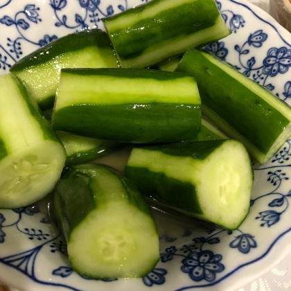 冷たい♡きゅうりの1本漬け