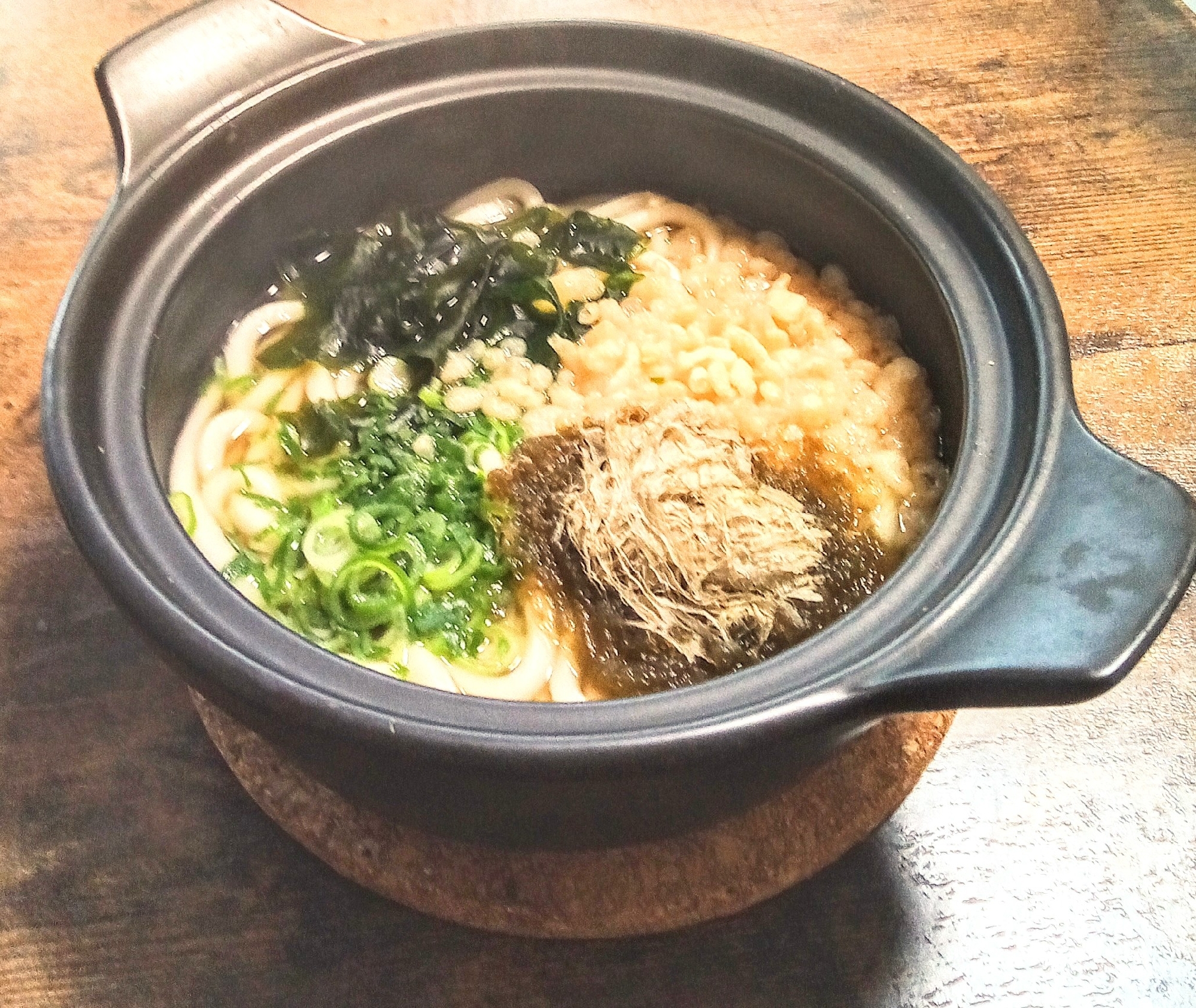 毎日簡単！！土鍋でとろろ昆布うどん