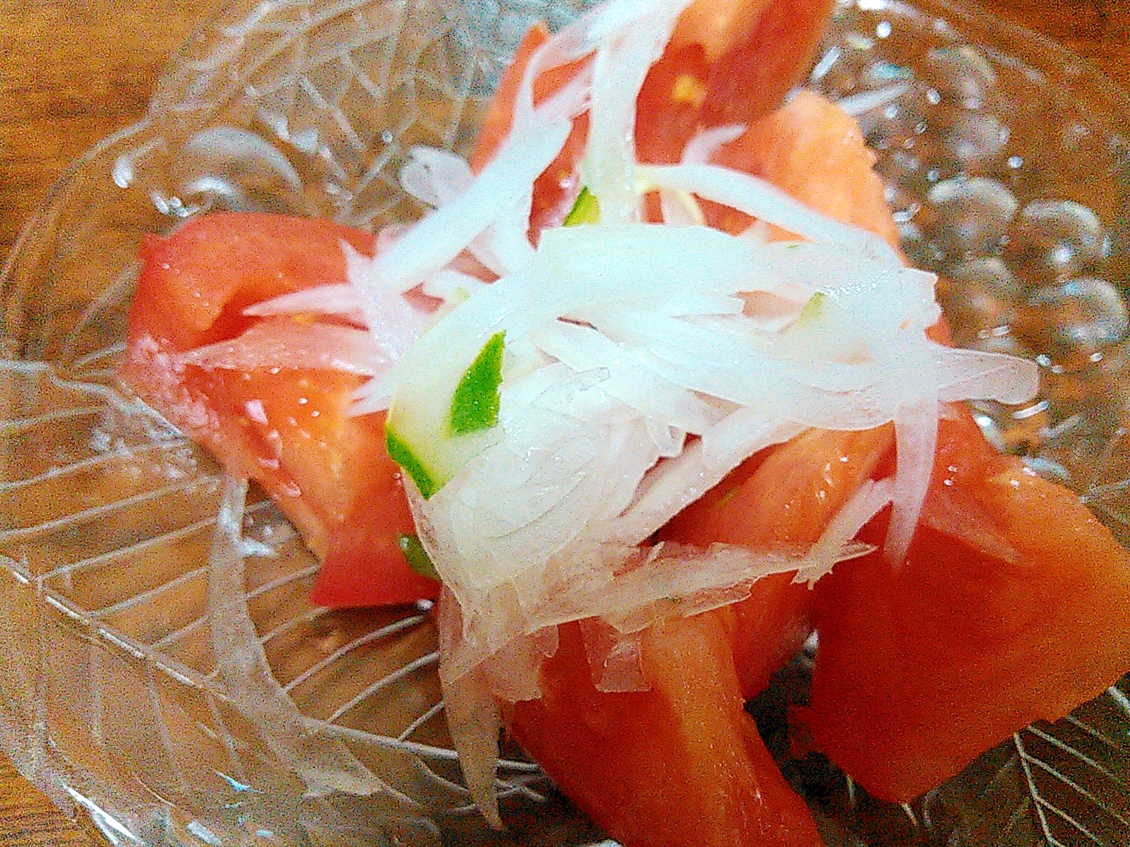 サラサラ玉ねぎトマトサラダ