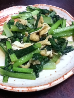 小松菜と油揚げの麺つゆ炒め