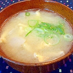 手作りの味噌汁　沙優　SP ピンクのお味噌汁 レシピ・作り方 by ガラリット - 楽天レシピ