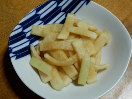 大根のにんにく酢醤油漬け