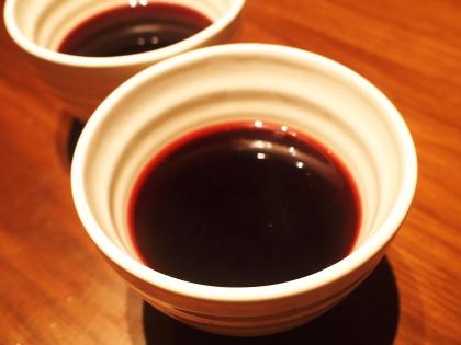 寝る前に飲みました。
紅茶で半分くらい割ってるし、マーマレードが甘いし、、、とても飲みやすかったです。スーっと寝付けました♪