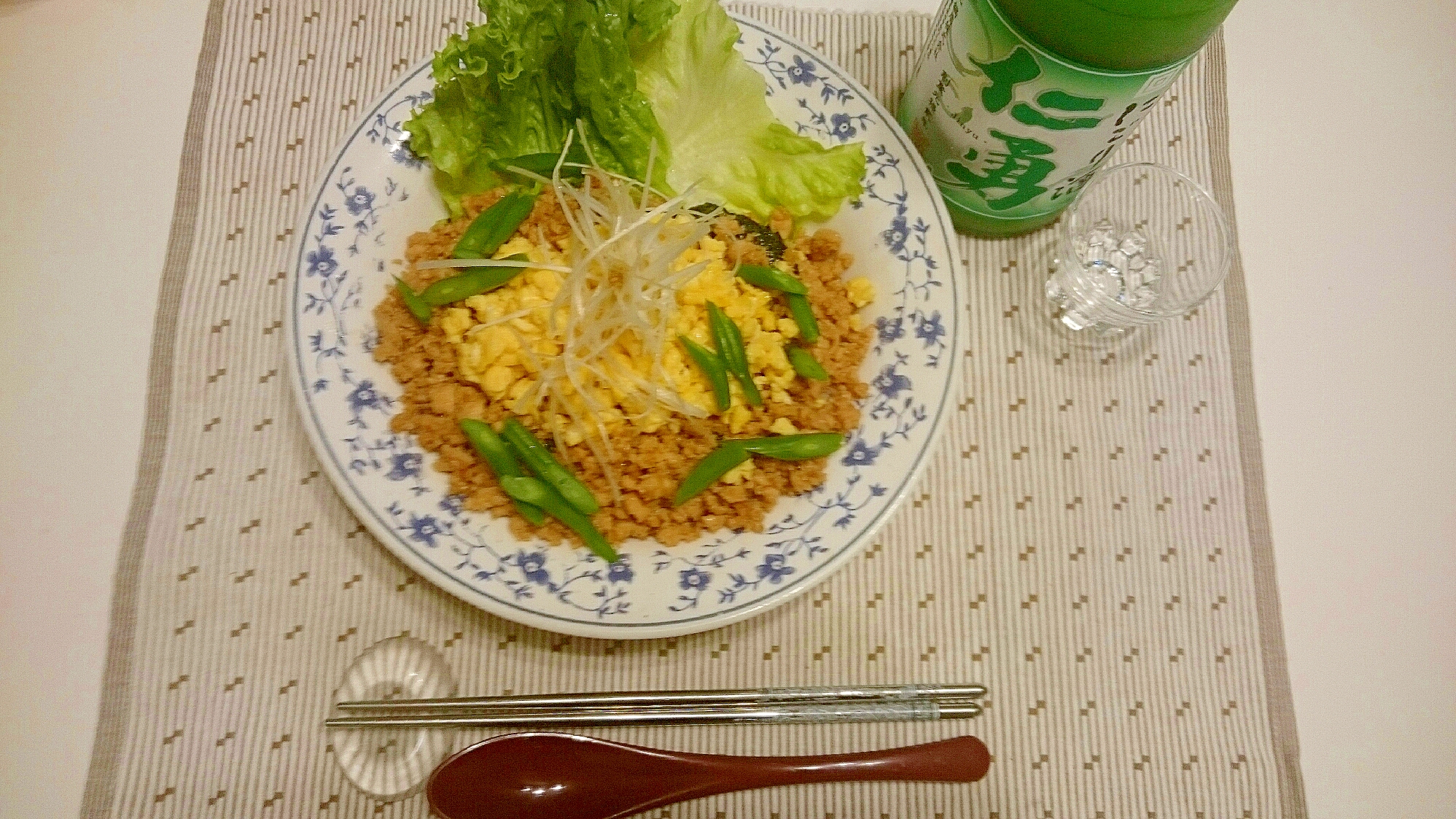 鳥たまそぼろ丼