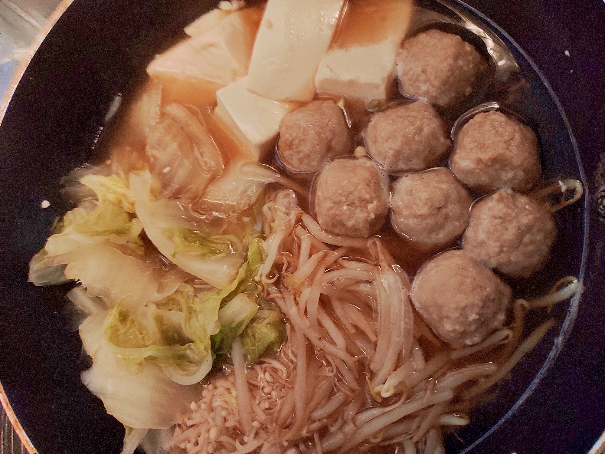 鶏団子と野菜の和鍋　西のまるごと鍋