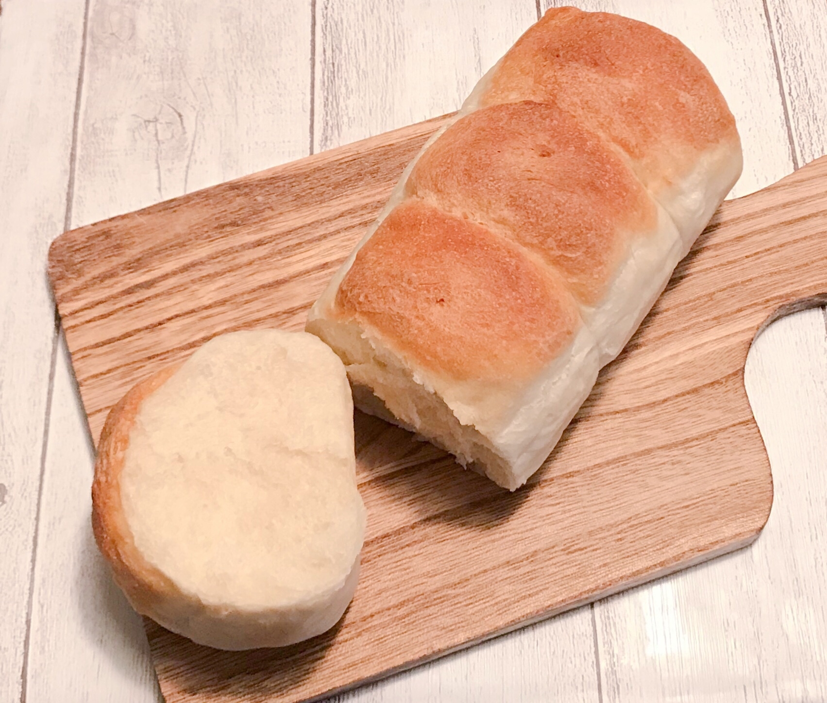フランスパン生地でミニ食パン♪