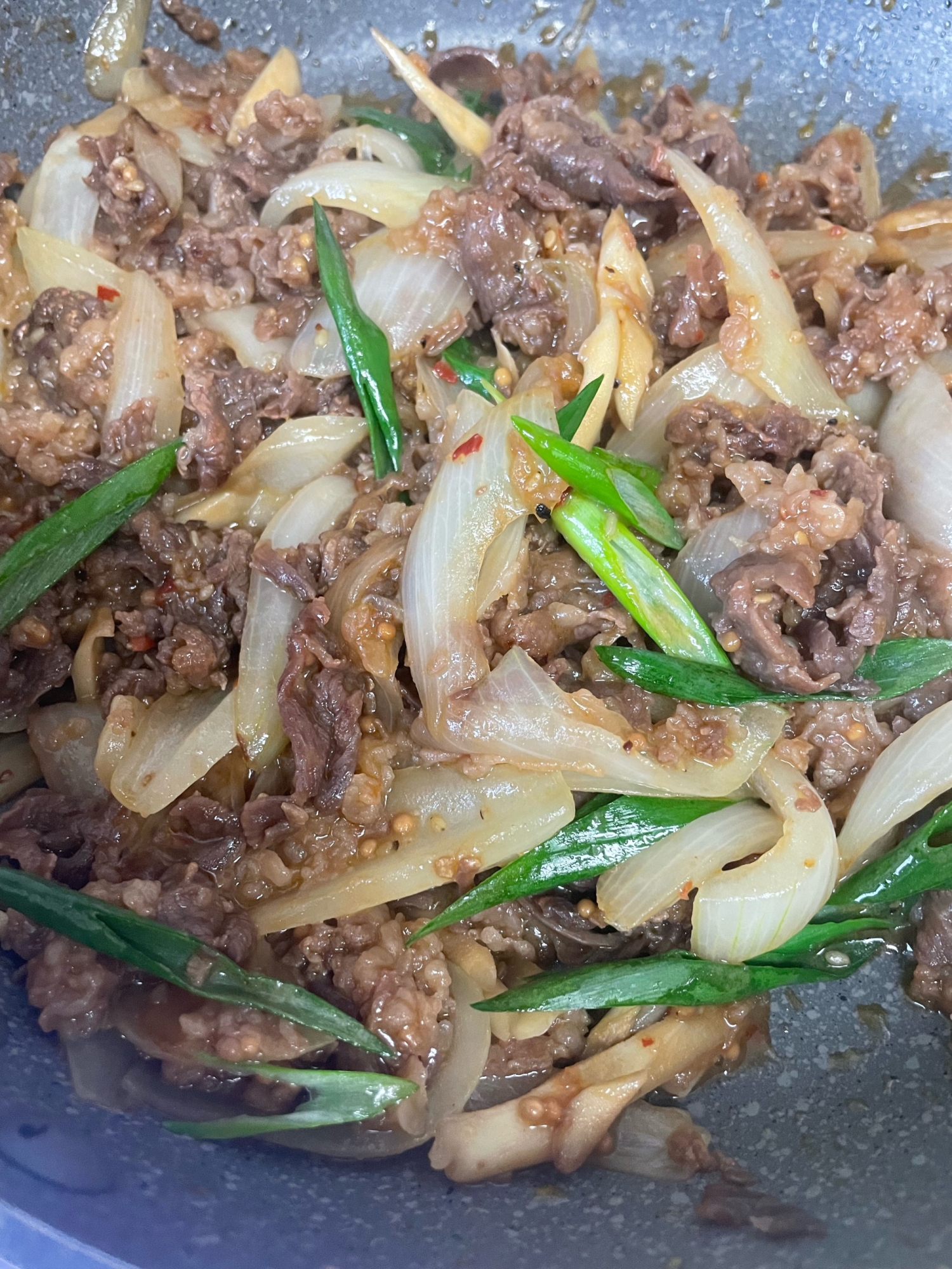 新玉ねぎの焼肉丼