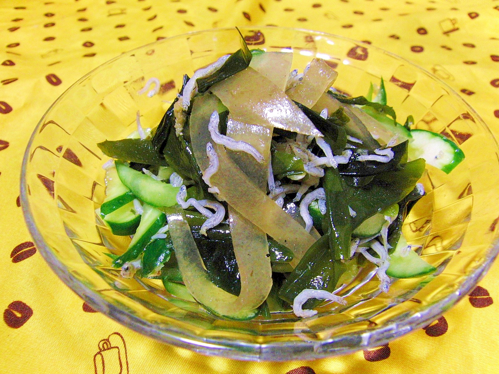 おきゅうとと胡瓜とわかめのかんたん酢の物 レシピ 作り方 By ひーじゃーまん 楽天レシピ おきゅうとと胡瓜とわかめのかんたん酢の物 レシピ 作り方 By ひーじゃーまん 楽天レシピ