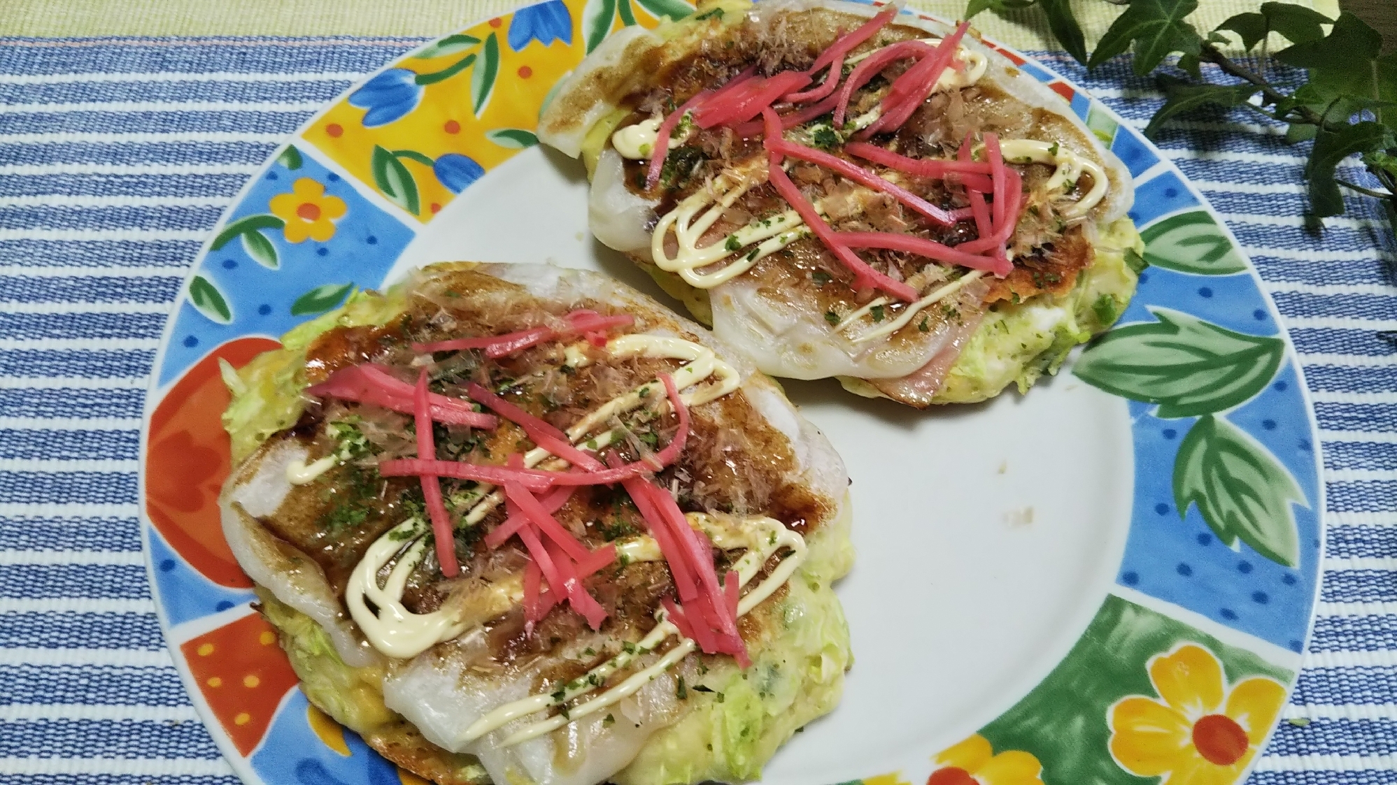 チーズ入り♪ベーコンと餅ときゃべつのお好み焼き☆