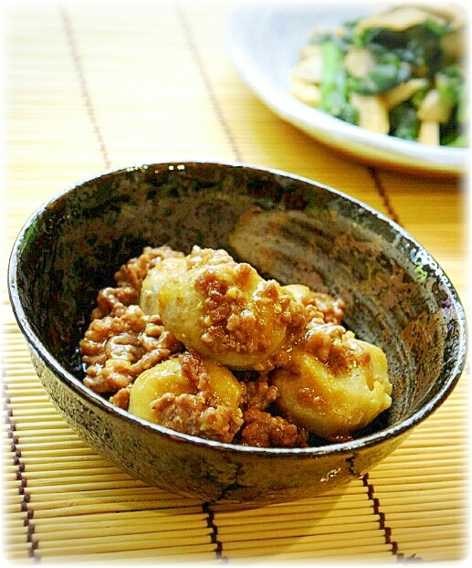 里芋と挽き肉の味噌煮