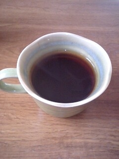 今朝のモーニングコーヒーに頂きました♪メープルのやさしい甘さに、ほっとしますね＾＾
ごちそうさまでした～☆