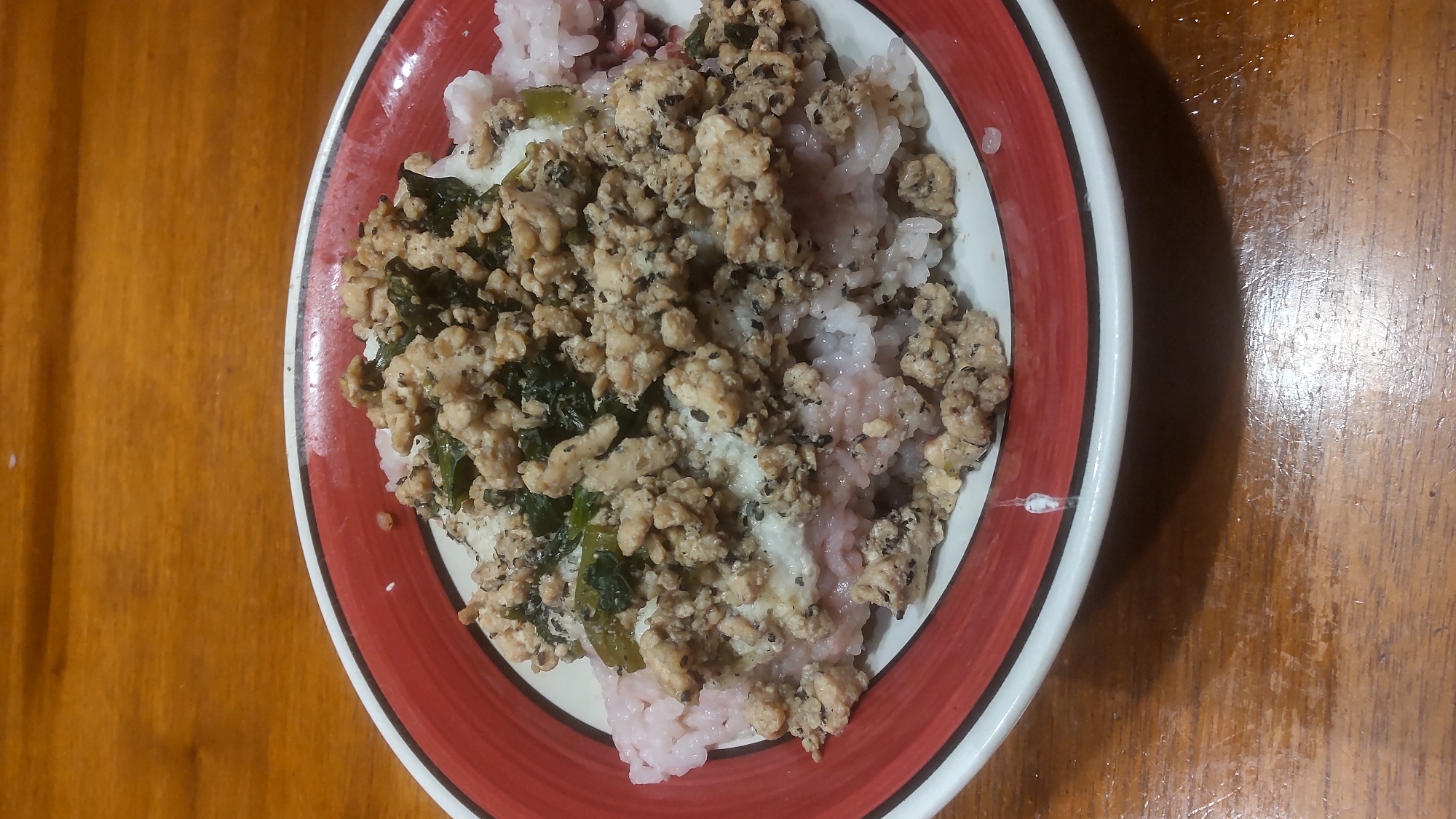 栄養たっぷり!鶏そぼろととろろ丼