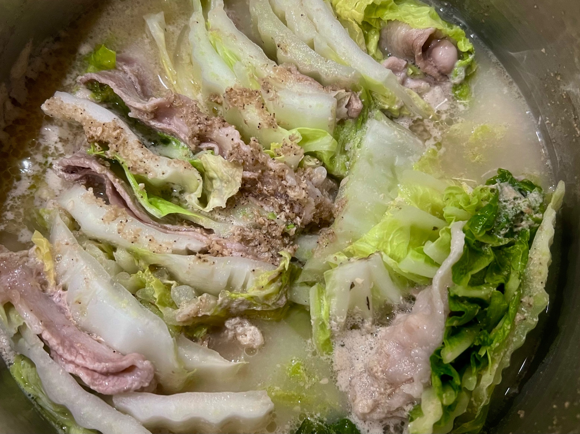 白菜と豚バラ肉の豆乳鍋