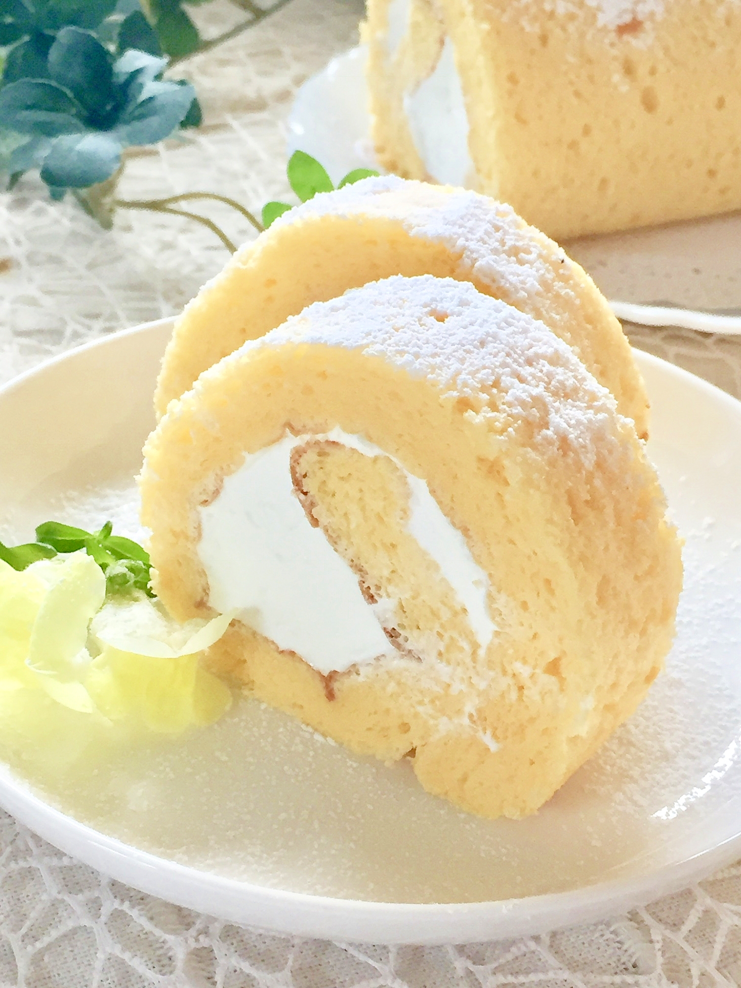 しっとりふわふわ♡基本のロールケーキ