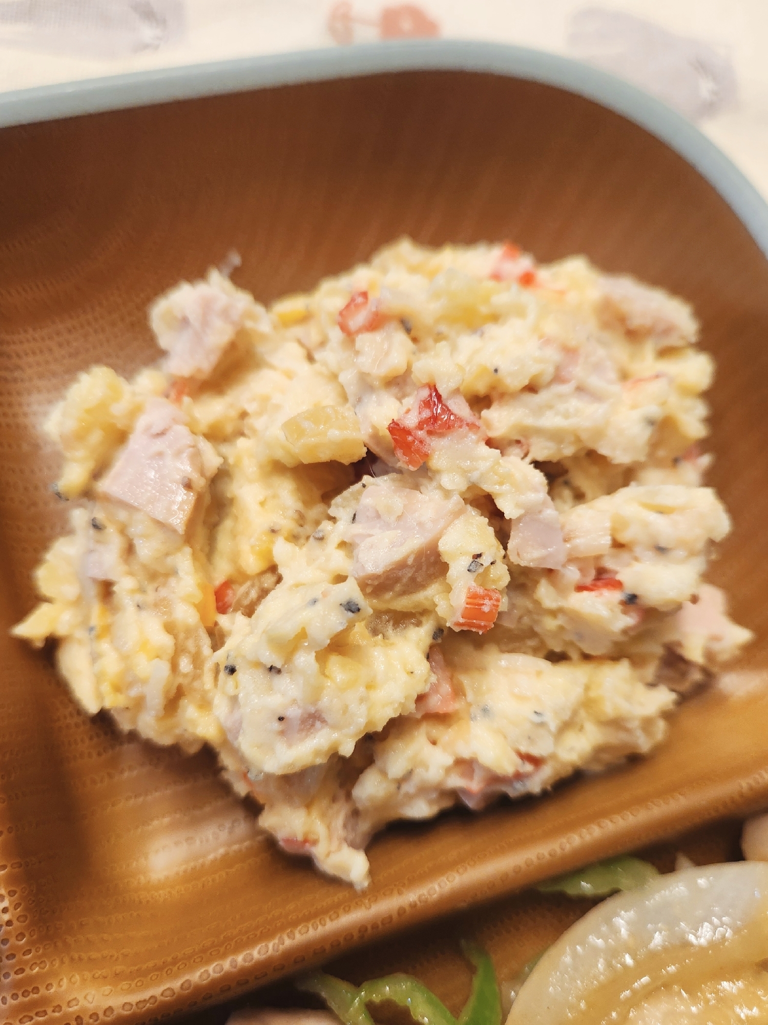 【おつまみ】カリカリ 漬物入りポテサラ