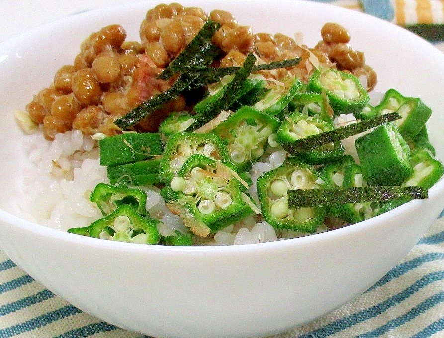 雑穀ご飯のネバネバ丼