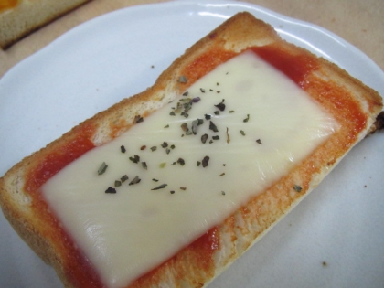 ケチャップチーズのトースト♡