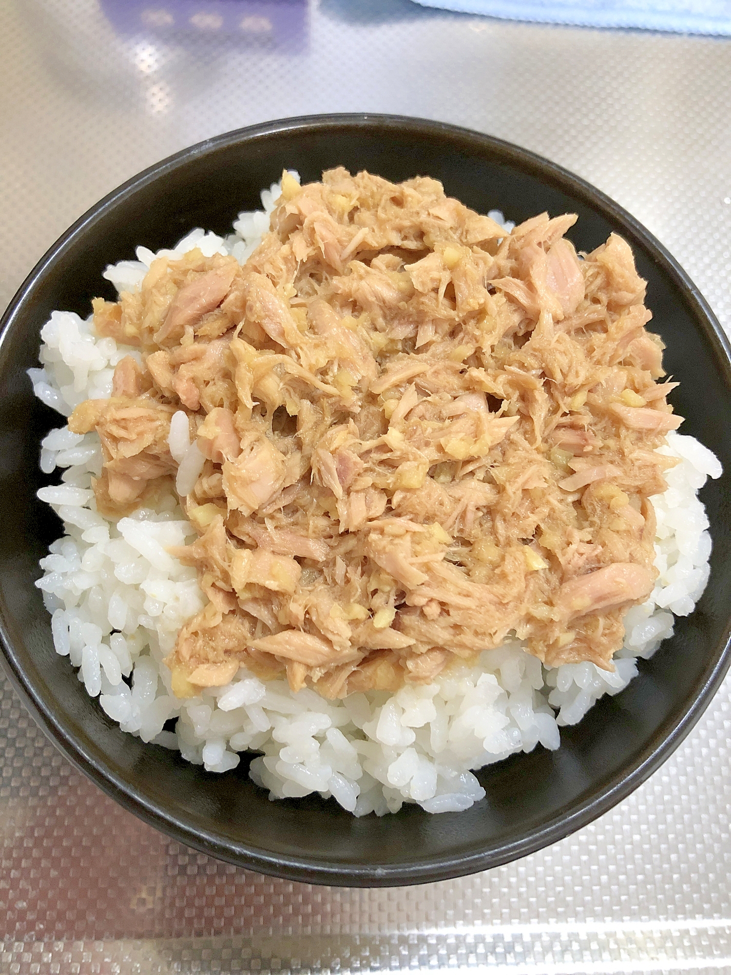 レンチン　生姜焼き風のツナ缶丼