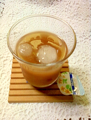 和みのお茶 チョコシロップ入りハーブティー入り緑茶 レシピ 作り方 By こあくま527 楽天レシピ 和みのお茶 チョコシロップ入りハーブティー入り緑茶 レシピ 作り方 By こあくま527 楽天レシピ