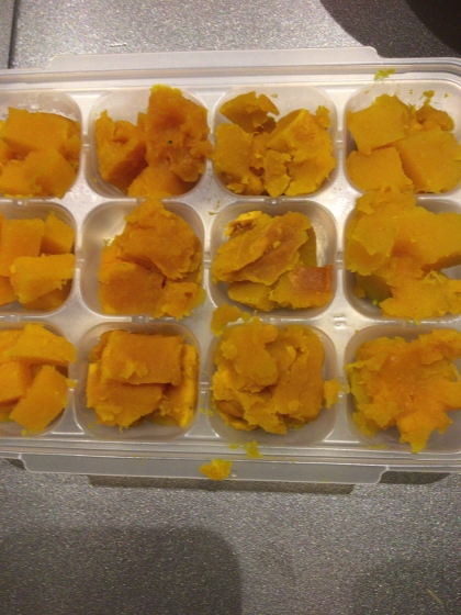 離乳食 かぼちゃの冷凍保存 レシピ 作り方 By 農家の嫁 楽天レシピ