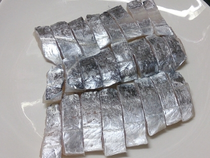 釣りたて 新鮮な太刀魚の刺身 レシピ 作り方 By じゅーんらく 楽天レシピ
