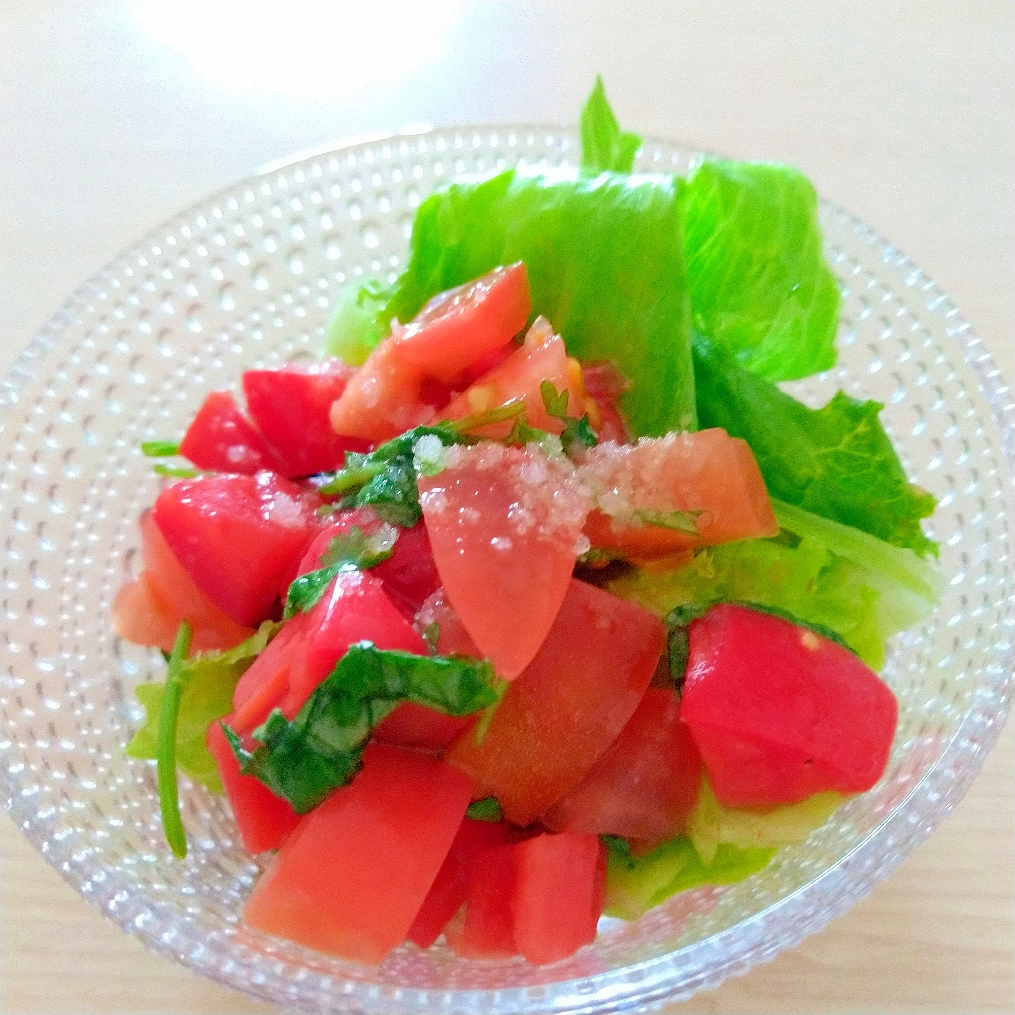 簡単・トマトとパクチーのサラダ